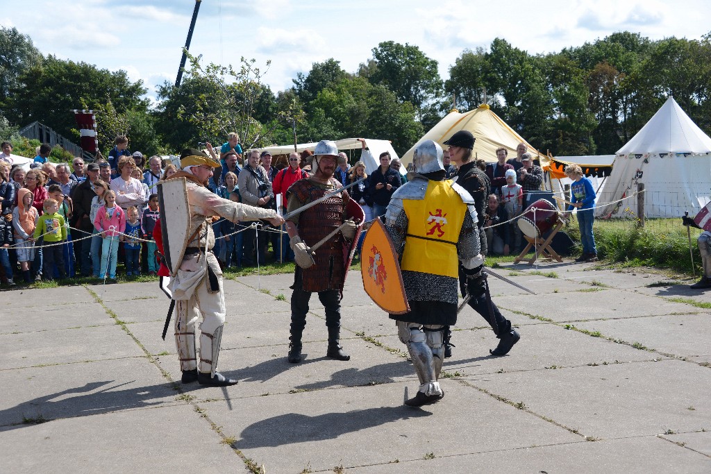 ../Images/Belegering van Teylingen 2014 080.jpg